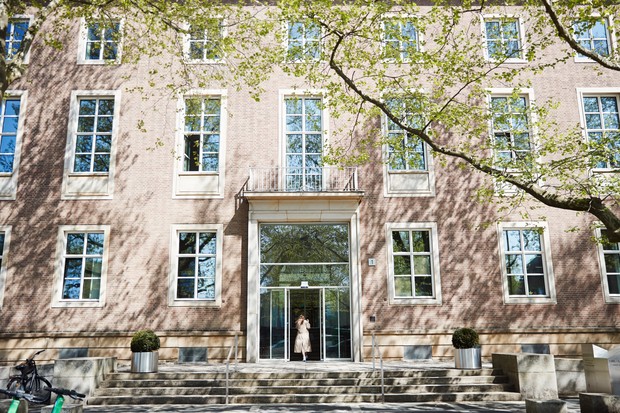 Der Eingang des LWL-Landeshauses in Münster